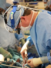 Are you Looking for Well Experienced Vascular Surgeon?